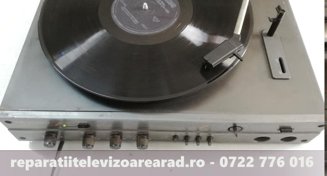 Audio Video Depanare Arad - 
Depanare pick-up vintage rft ziphona pa2040
 